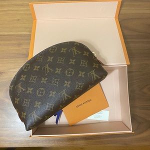 Louis Vuitton Monogram GM Cosmetic Pouch
